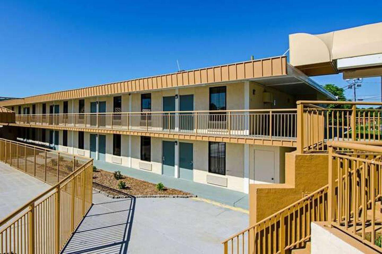 Travel Inn Bristol Near State Street Екстериор снимка